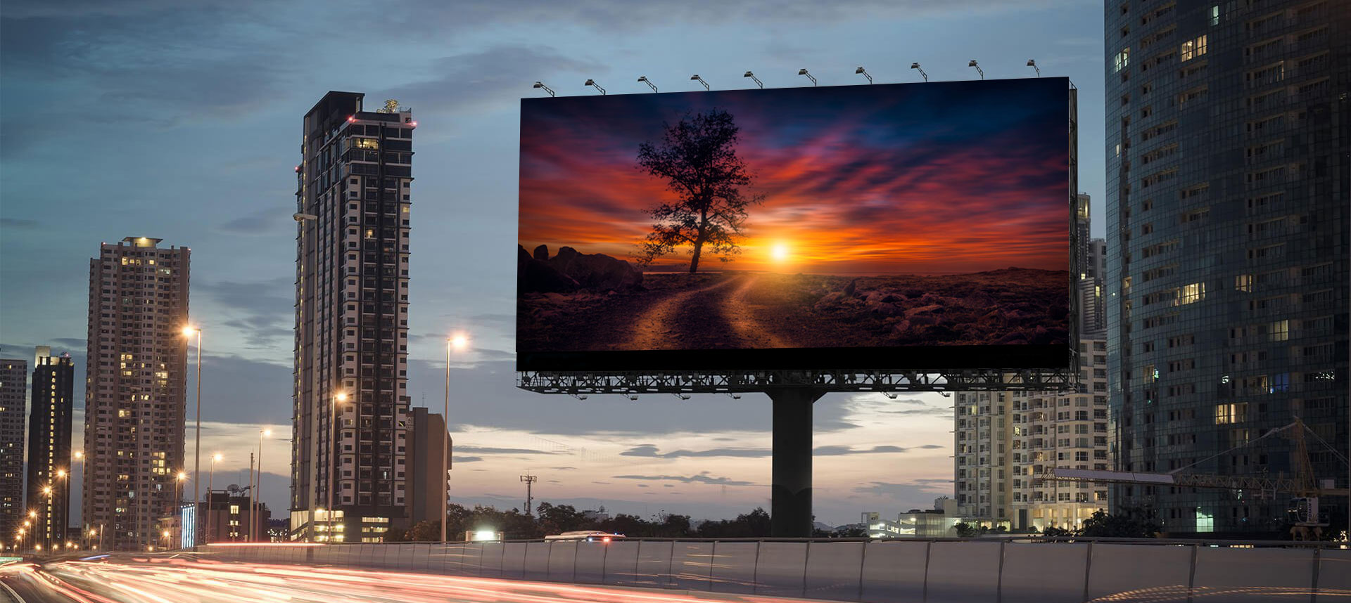 Transforming Dubai’s Skyline with Impactful Outdoor Advertising